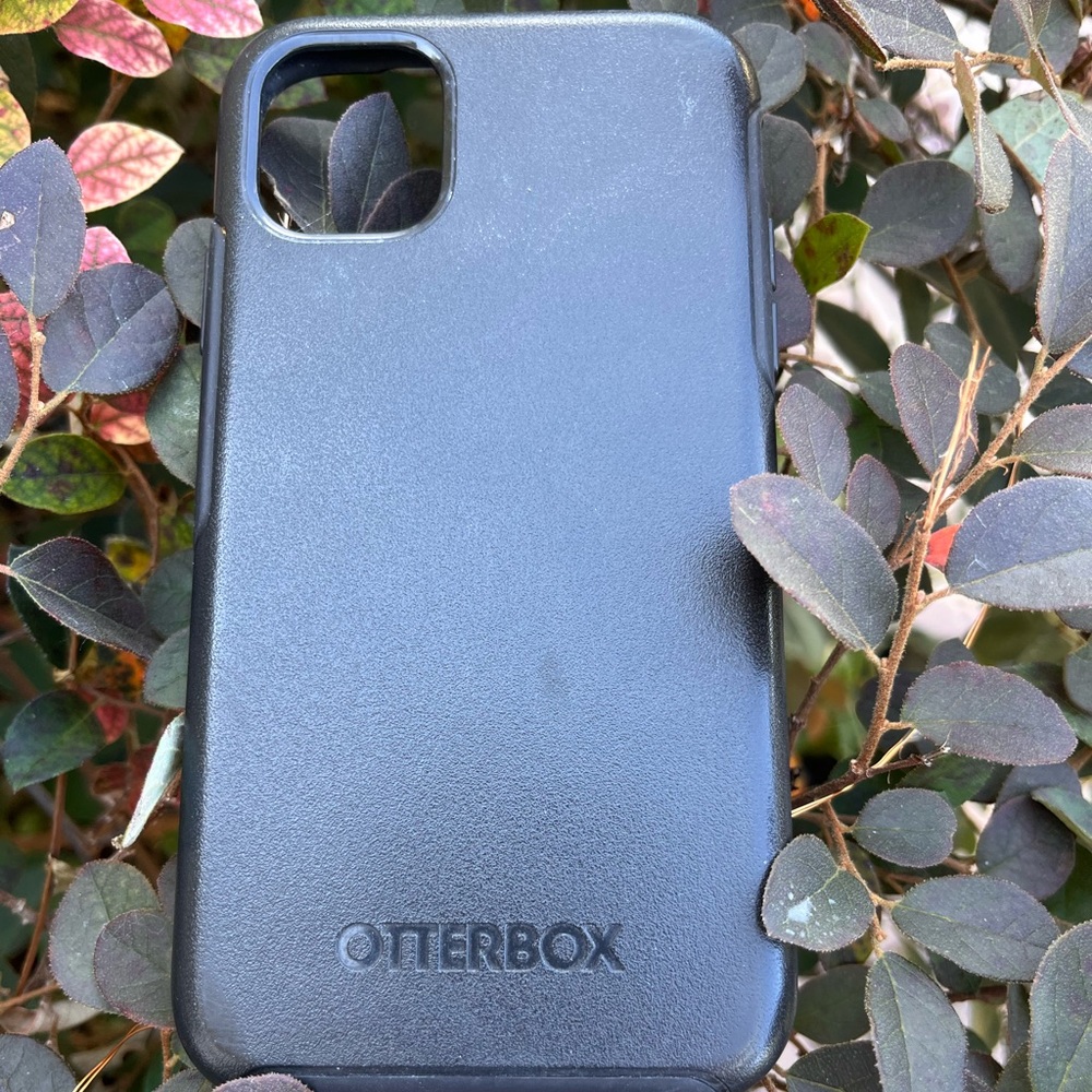 Otter box for IPhone 11.  Upgrade to a 13